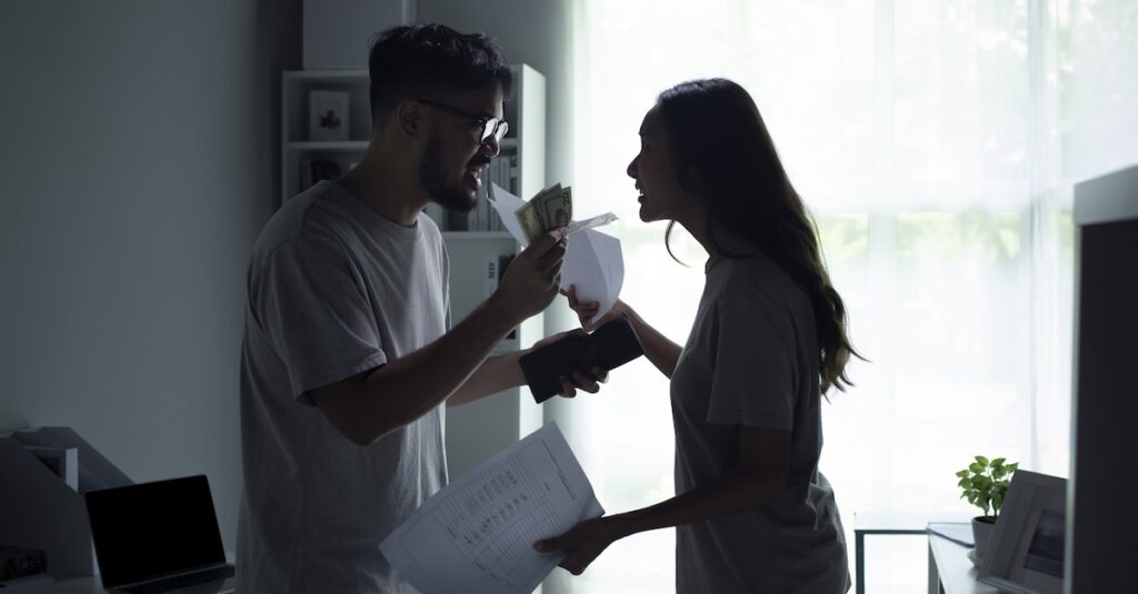 10-signs-of-financial-abuse-in-marriage