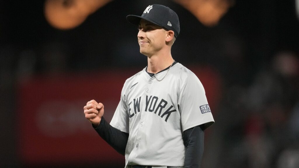 yankees’-luke-weaver-grooving-as-reliever,-finds-peace-in-god’s-power-after-tough-’23